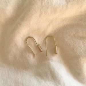 Minimalist earrings gold